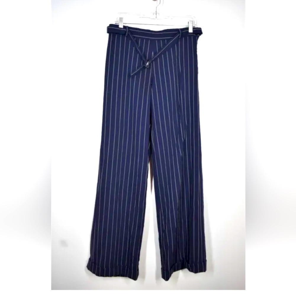 Ralph Lauren collection purple label blue and white pants with belt. Size8.    